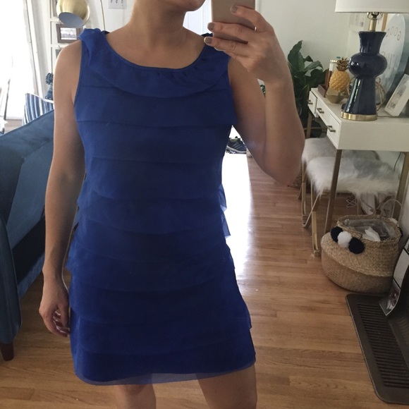 Dress - Picture 2 of 6